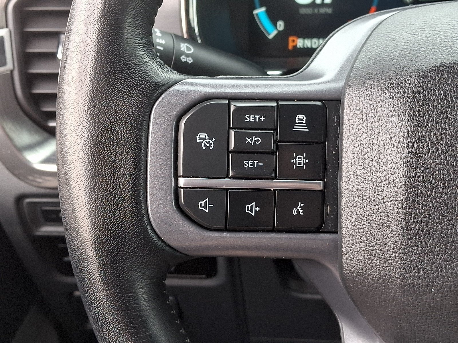 Certified 2023 Ford F150 Lariat w/ Equipment Group 502A High AWD/4WD image 22