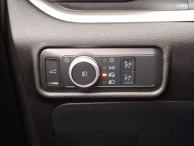 Certified 2022 Ford Explorer XLT w/ Equipment Group 202A image 26