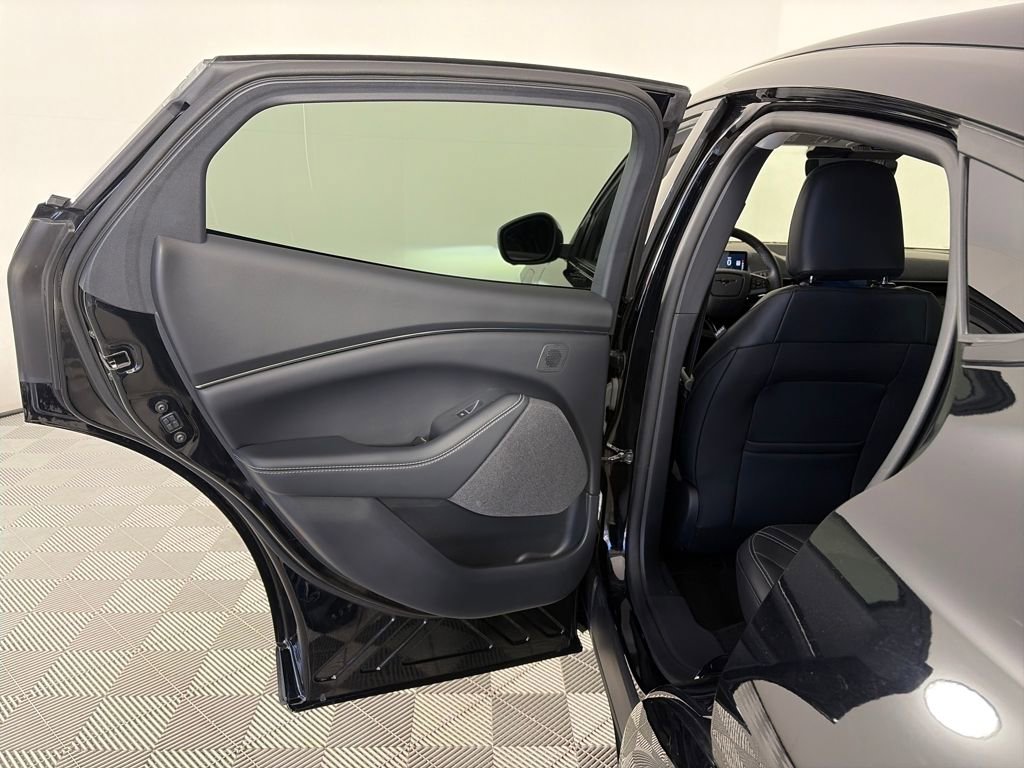 Certified 2024 Ford Mustang Mach-E Premium image 12