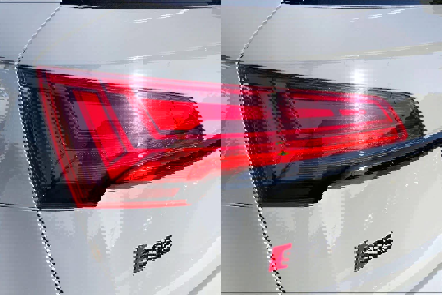 Used 2021 Audi SQ5 Premium Plus w/ Premium Plus Package image 26