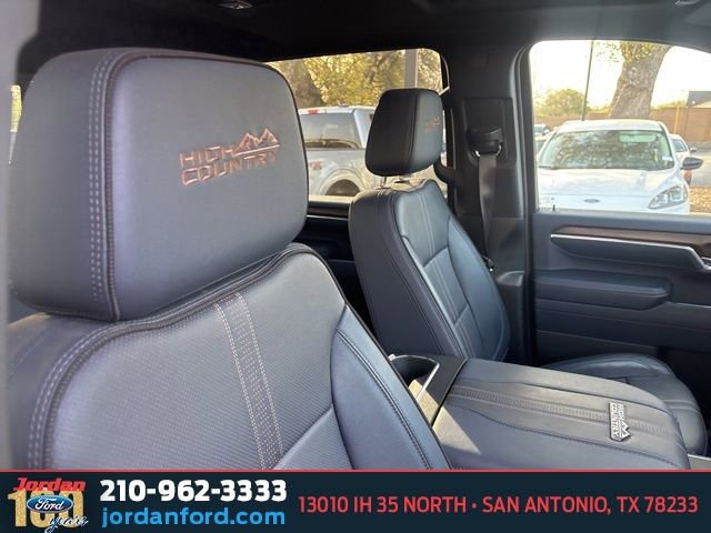 Used 2025 Chevrolet Silverado 2500 High Country w/ High Country Premium Package image 17
