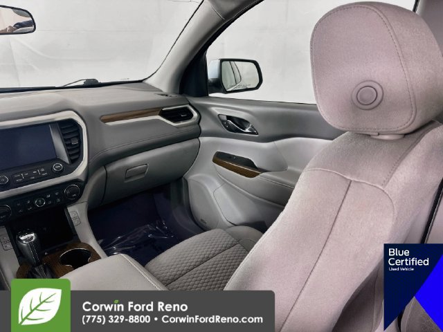 Used 2017 GMC Acadia SLE AWD/4WD image 28