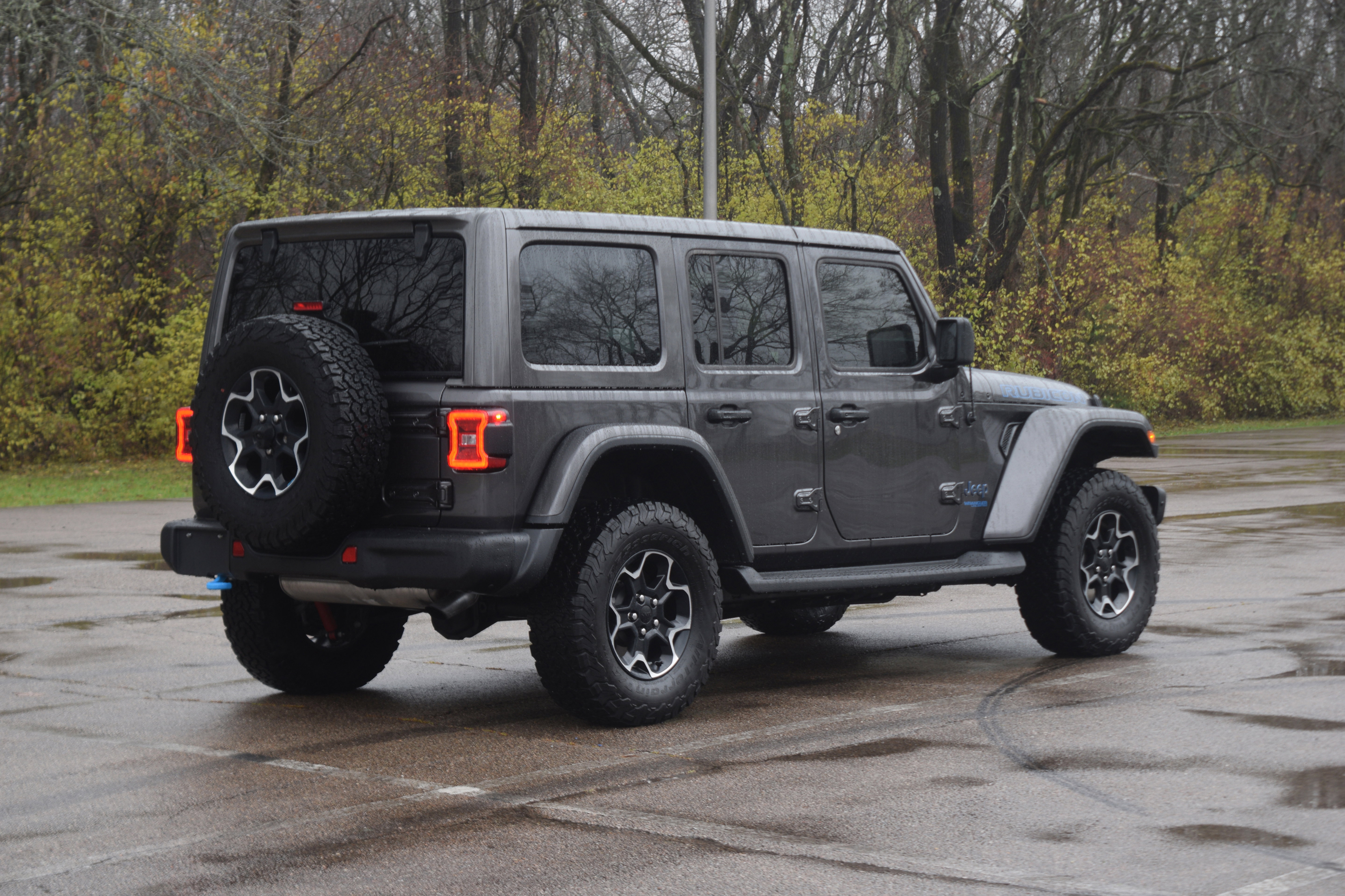 Used 2022 Jeep Wrangler Unlimited Rubicon w/ Steel Bumper Group image 26