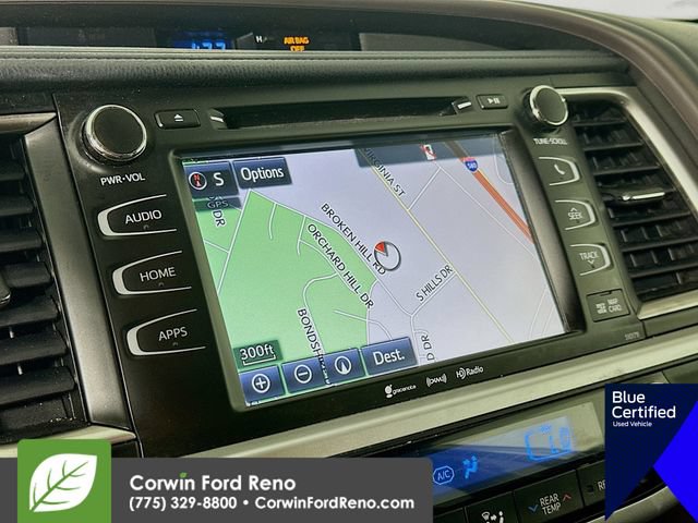 Used 2018 Toyota Highlander XLE AWD/4WD image 16