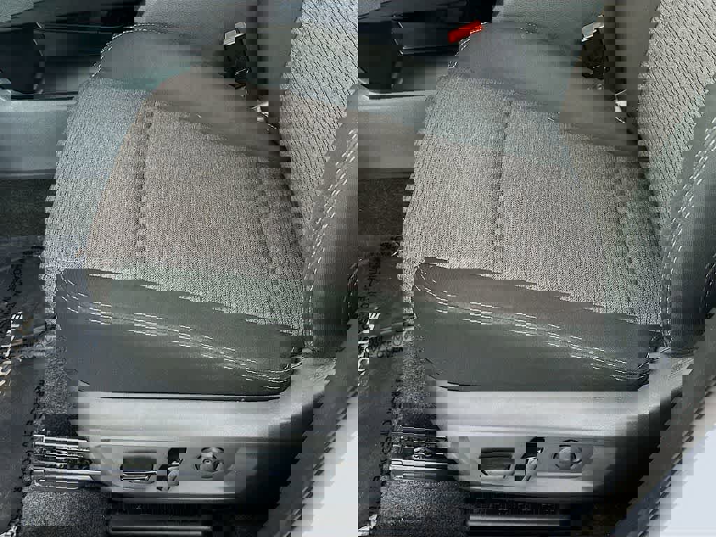 Used 2022 Nissan Rogue SV image 29