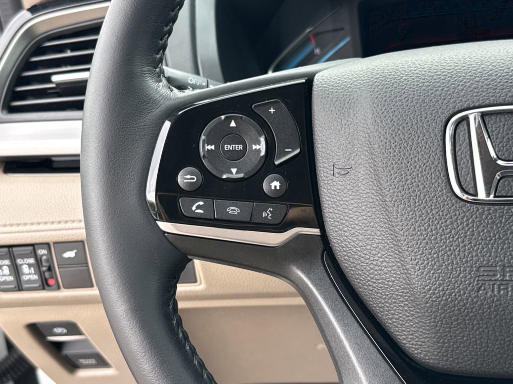 Used 2024 Honda Odyssey Touring image 16