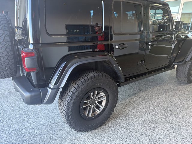 Used 2024 Jeep Wrangler Unlimited Rubicon 392 image 14