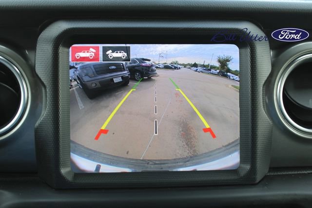 Used 2022 Jeep Wrangler Unlimited Sahara image 18