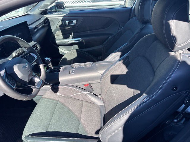 Certified 2024 Ford Mustang Coupe RWD image 17