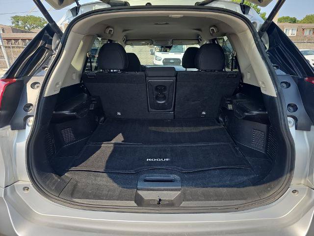 Used 2020 Nissan Rogue SV AWD/4WD image 12