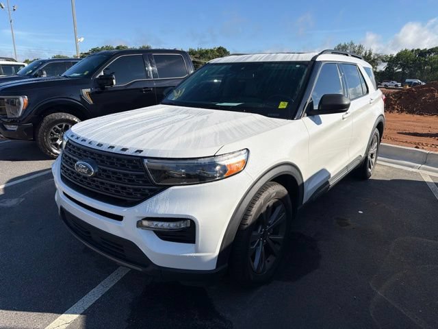 Certified 2021 Ford Explorer XLT w/ Equipment Group 202A
