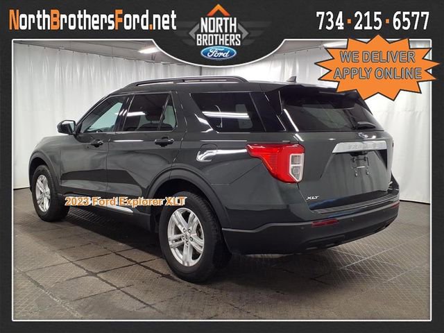 Certified 2023 Ford Explorer XLT image 2