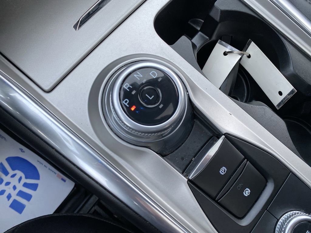 Certified 2023 Ford Explorer XLT w/ Equipment Group 202A image 27