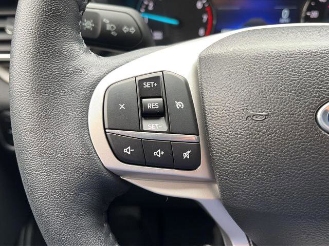 Certified 2023 Ford Explorer XLT w/ Equipment Group 202A AWD/4WD image 23