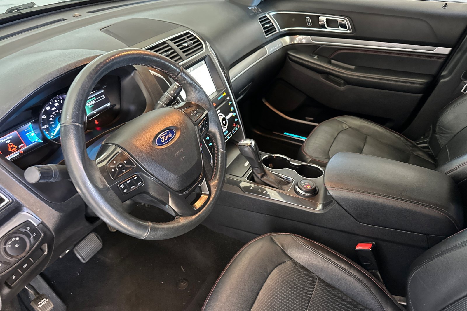 Certified 2019 Ford Explorer Sport AWD/4WD image 9