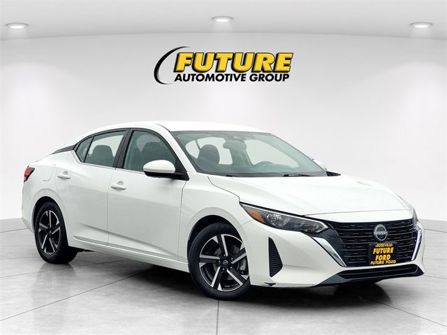 Used 2024 Nissan Sentra SV image 1