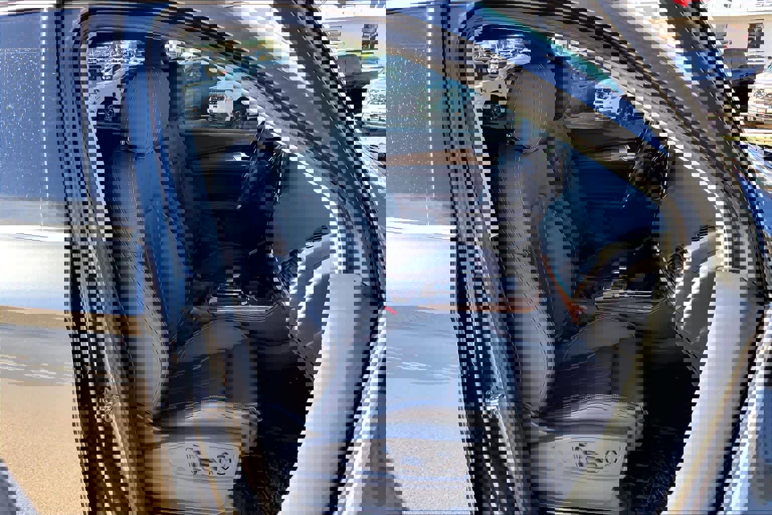 Used 2024 Audi Q5 e Premium Plus image 8