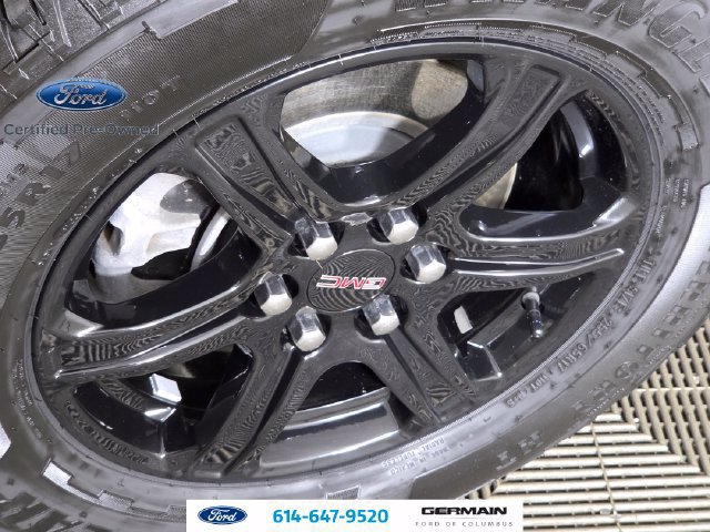 Used 2022 GMC Acadia AT4 w/ Technology Package AWD/4WD image 12