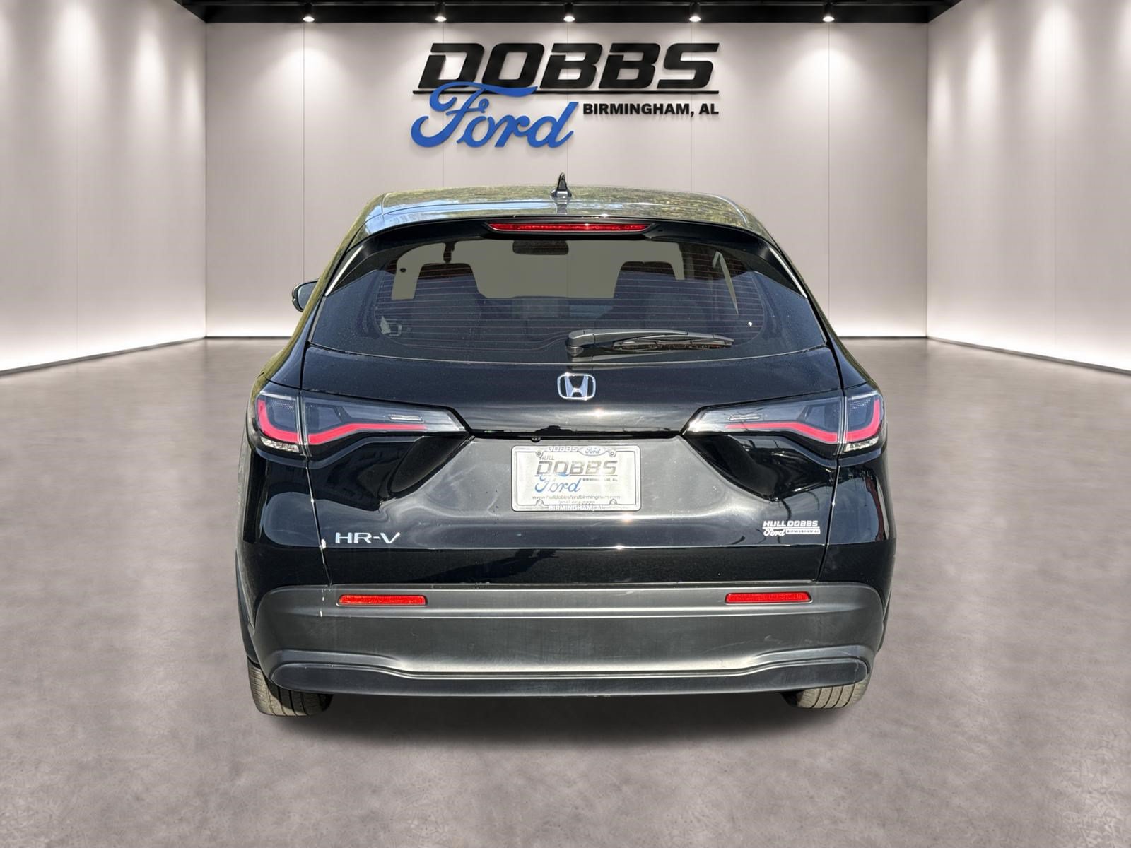 Used 2025 Honda HR-V LX image 8