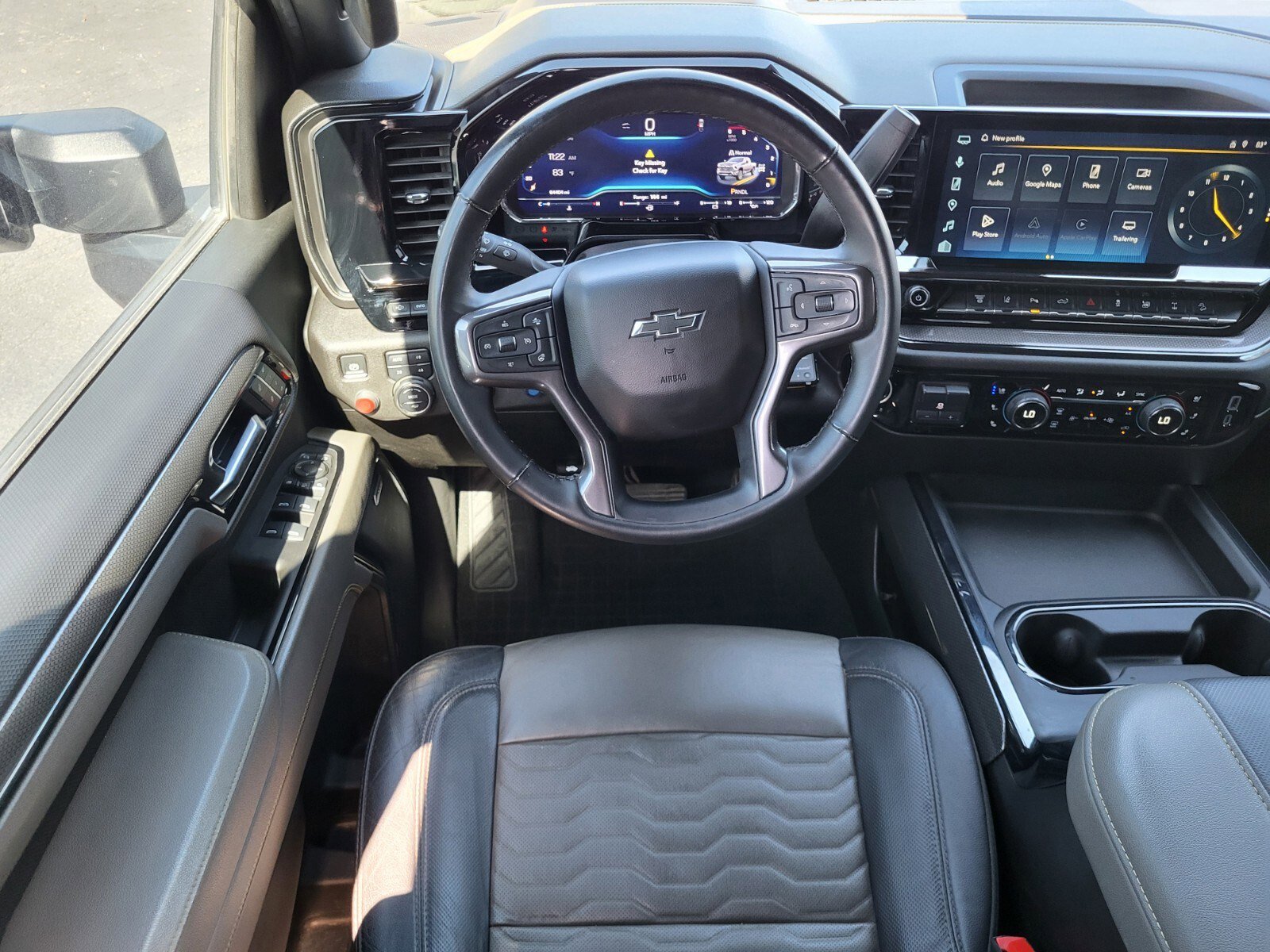 Used 2025 Chevrolet Silverado 2500 ZR2 w/ Technology Package image 14