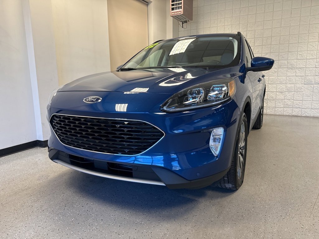 Certified 2022 Ford Escape Titanium image 33