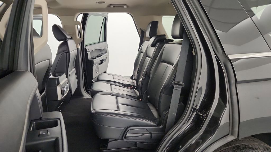 Certified 2024 Ford Expedition XLT AWD/4WD image 34