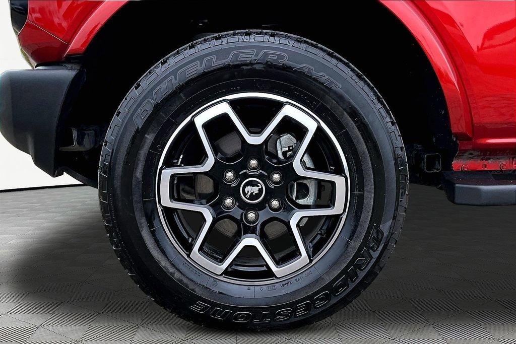 Certified 2024 Ford Bronco Outer Banks AWD/4WD image 9