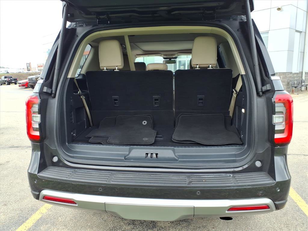 Certified 2023 Ford Expedition Limited image 11