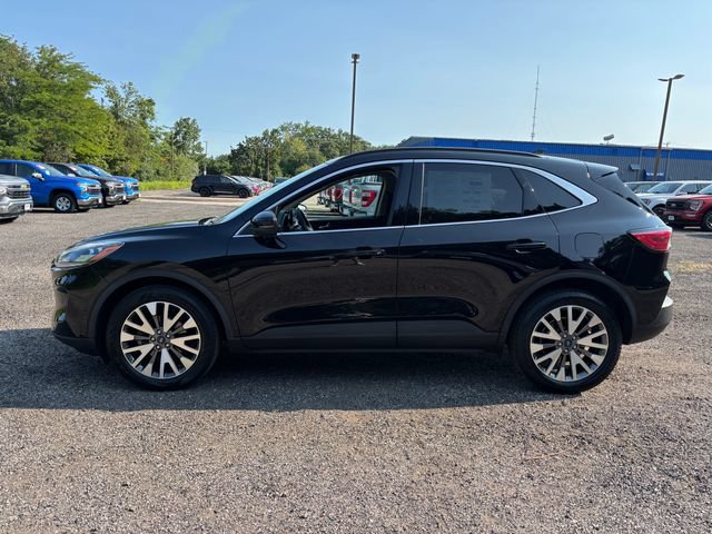 Certified 2020 Ford Escape Titanium AWD/4WD image 2