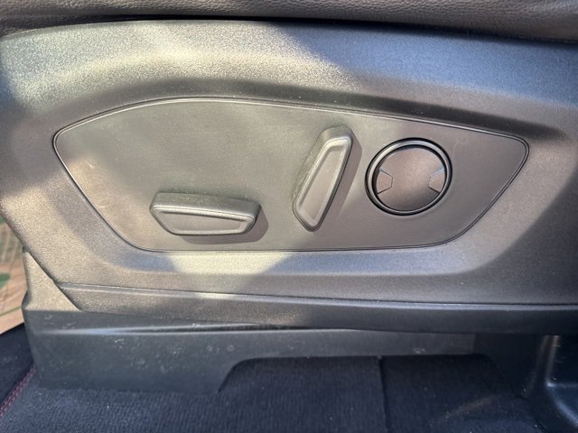 Certified 2022 Ford Explorer ST-Line w/ Class IV Trailer Tow Package image 18