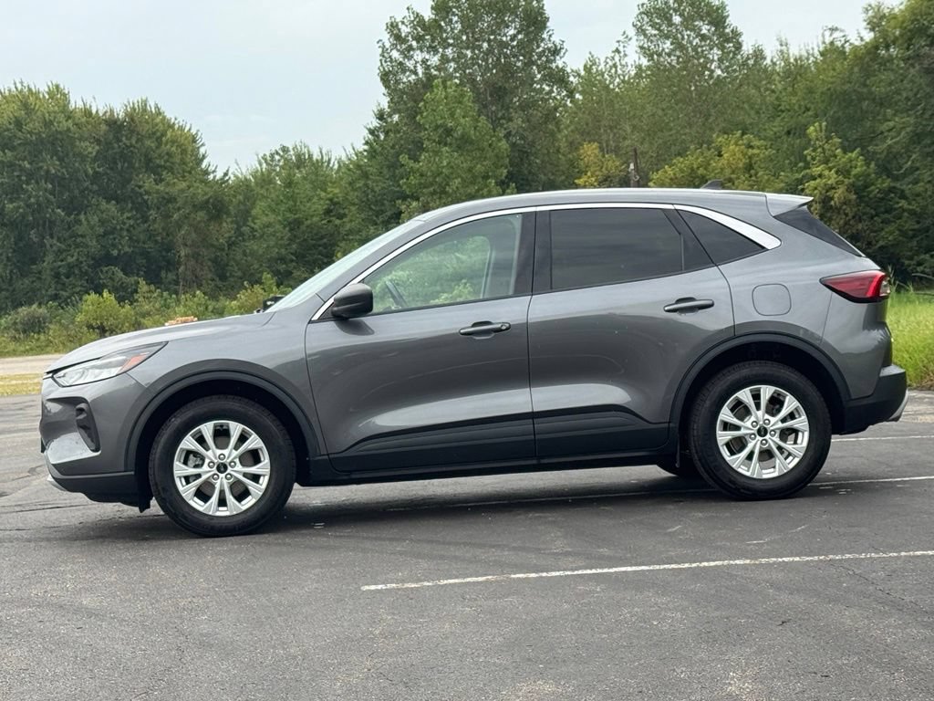 Certified 2023 Ford Escape Active AWD/4WD image 8