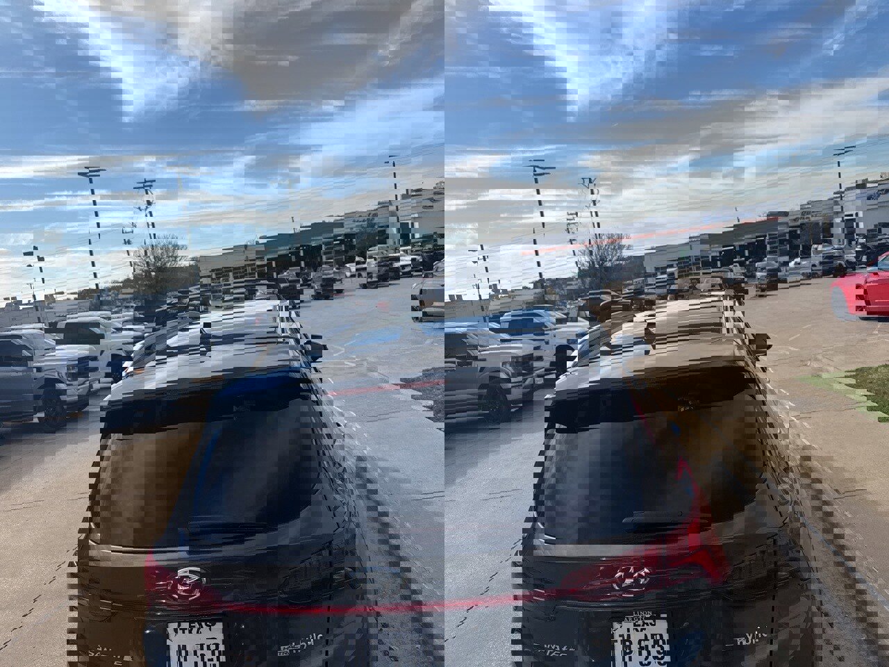 Used 2023 Hyundai Santa Fe SEL Premium image 5