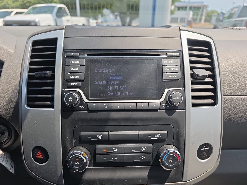 Used 2017 Nissan Frontier SV AWD/4WD image 32