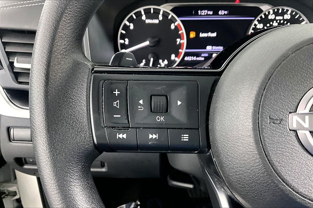 Used 2023 Nissan Rogue SV AWD/4WD image 18