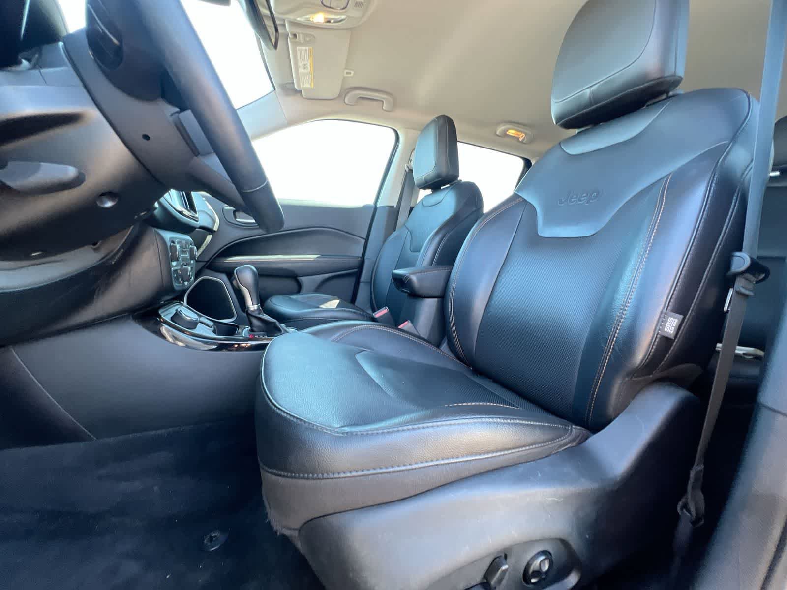 Used 2018 Jeep Compass Limited AWD/4WD image 16