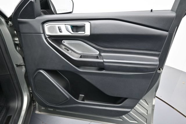 Certified 2020 Ford Explorer ST w/ Premium Technology Package AWD/4WD image 36