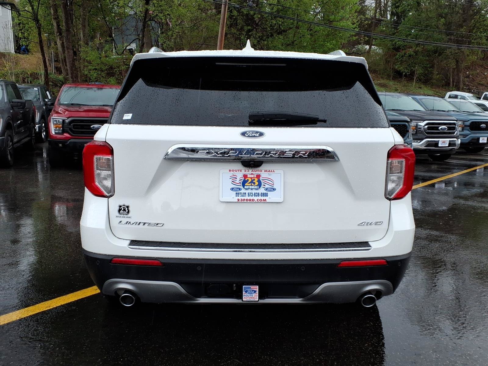 Certified 2023 Ford Explorer Limited w/ Limited Technology Package AWD/4WD image 7