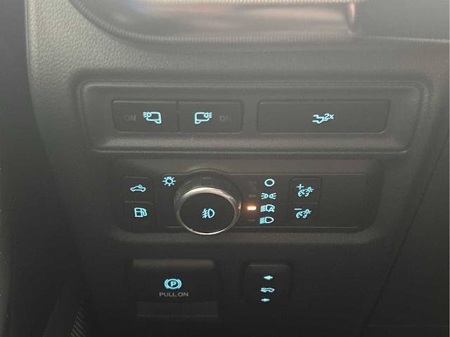 Certified 2024 Ford F150 Lariat w/ Equipment Group 502A High AWD/4WD image 16