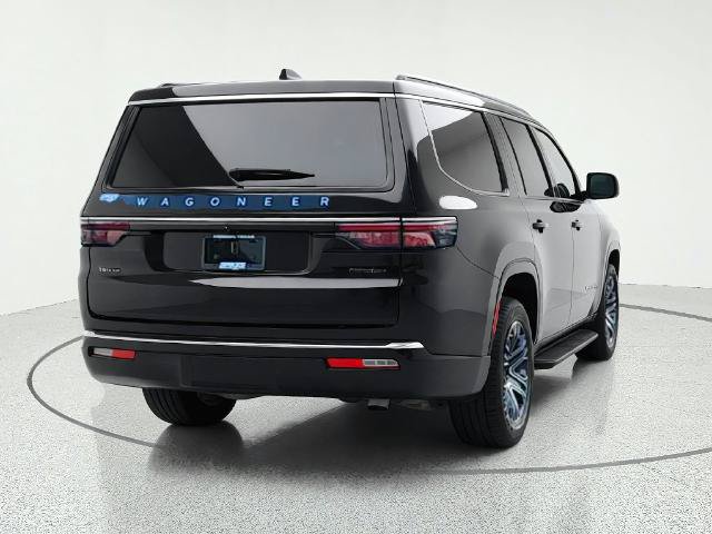 Used 2025 Jeep Wagoneer 4WD w/ Premium Group I image 7