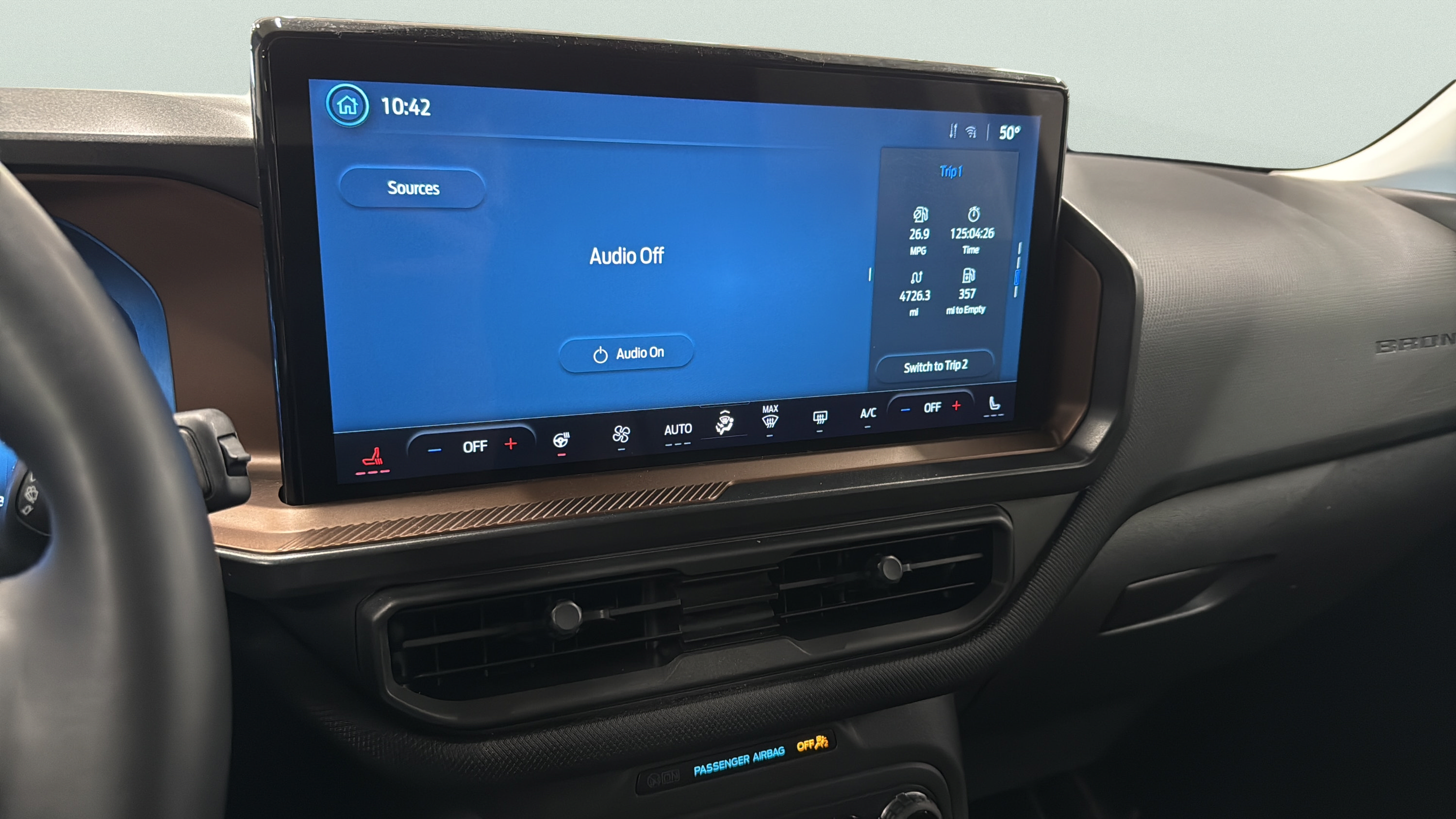 Certified 2025 Ford Bronco Sport Outer Banks w/ Outer Banks Tech Package+ AWD/4WD image 22