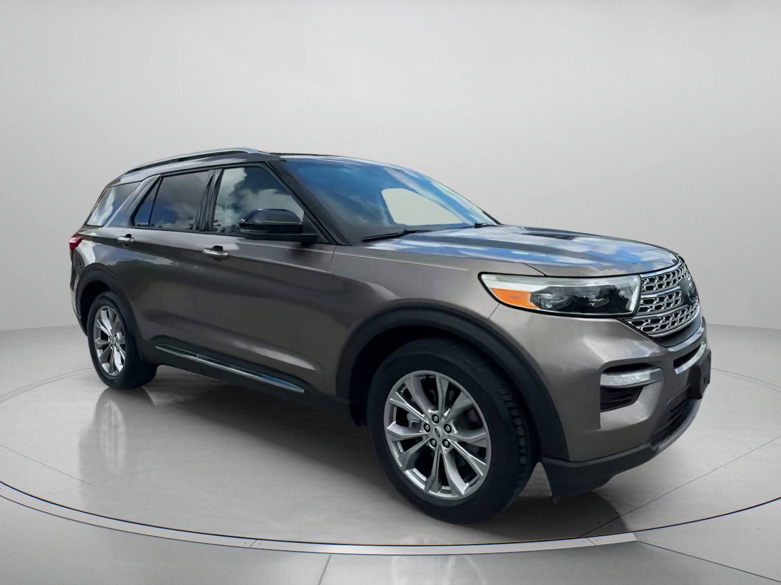 Certified 2021 Ford Explorer Limited w/ Equipment Group 301A image 30