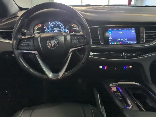 Used 2022 Buick Enclave Avenir image 23