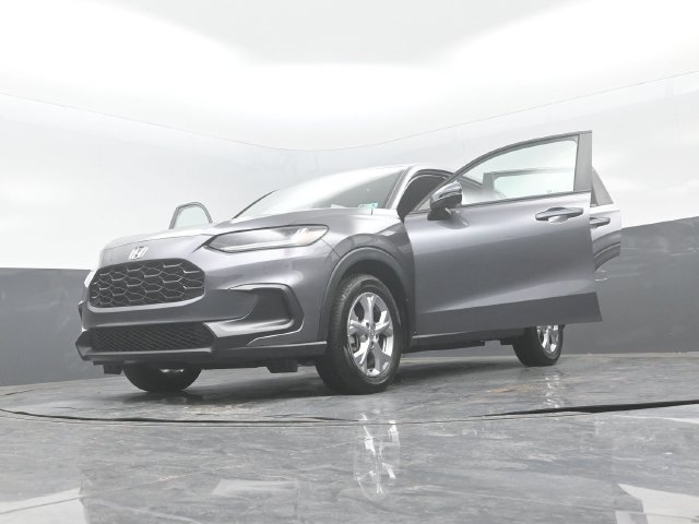 Used 2025 Honda HR-V LX image 32