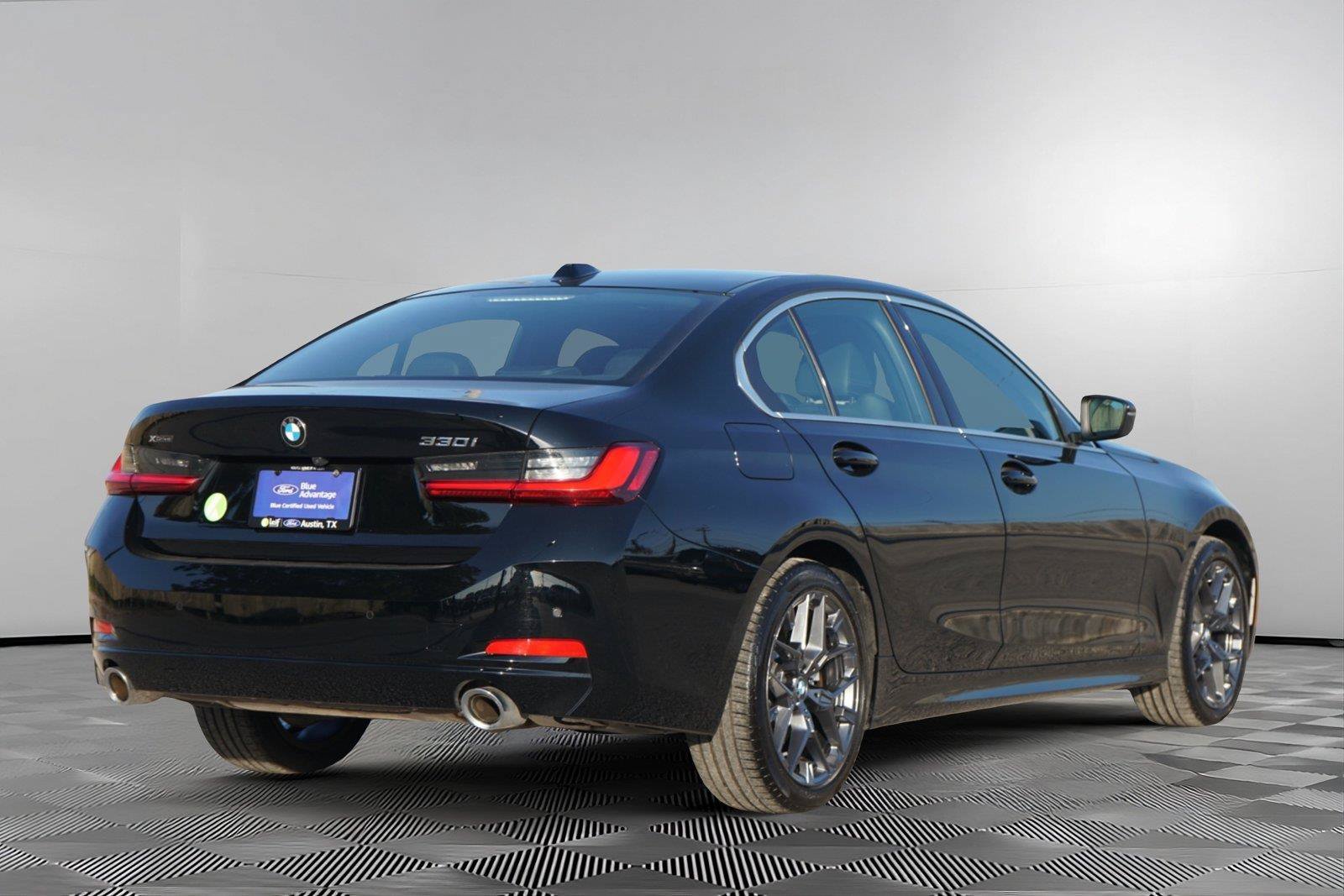 Used 2026 BMW 330i xDrive Sedan AWD/4WD image 5