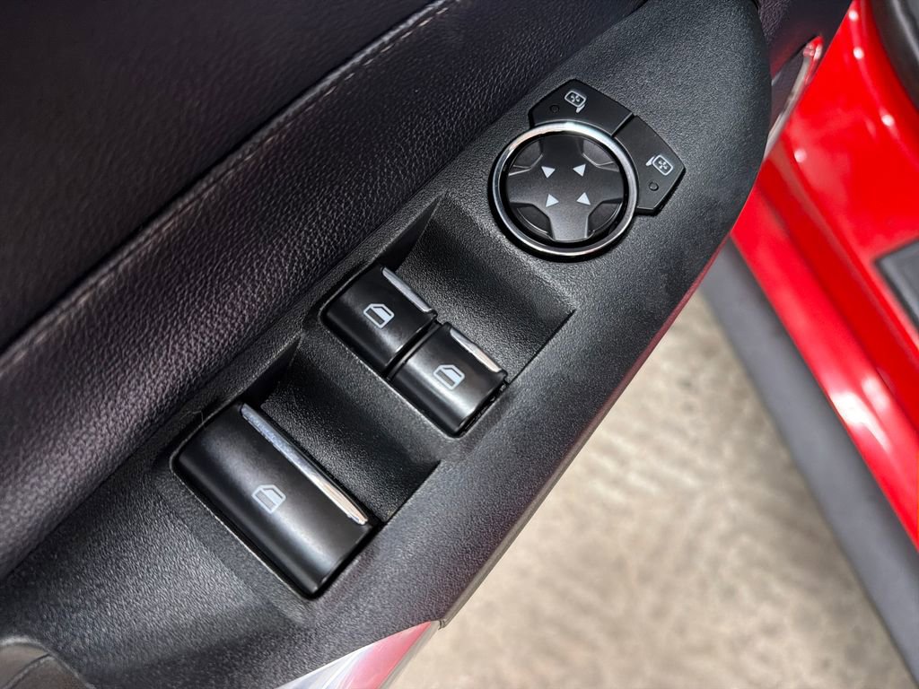 Certified 2019 Ford Mustang Premium RWD image 17