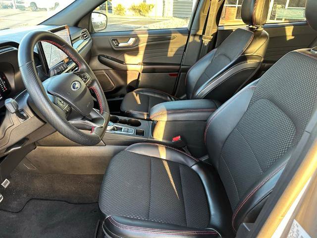 Certified 2024 Ford Escape ST-Line w/ Tech Pack #1 FWD image 11