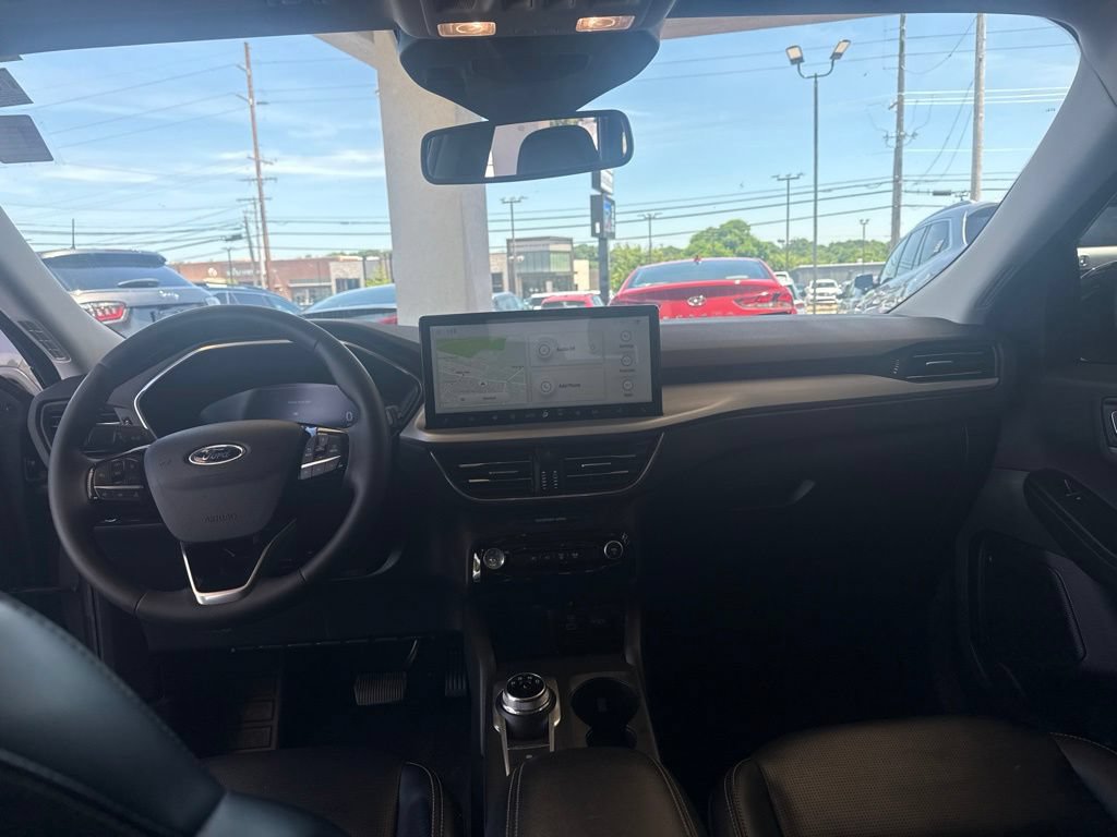 Certified 2023 Ford Escape Platinum AWD/4WD image 15