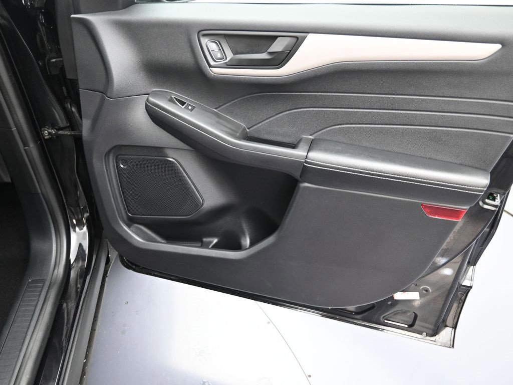 Certified 2022 Ford Escape SE w/ Convenience Package image 46