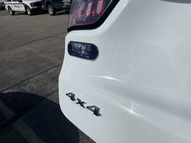 Used 2023 Jeep Compass Latitude w/ Sun and Sound Group AWD/4WD image 7