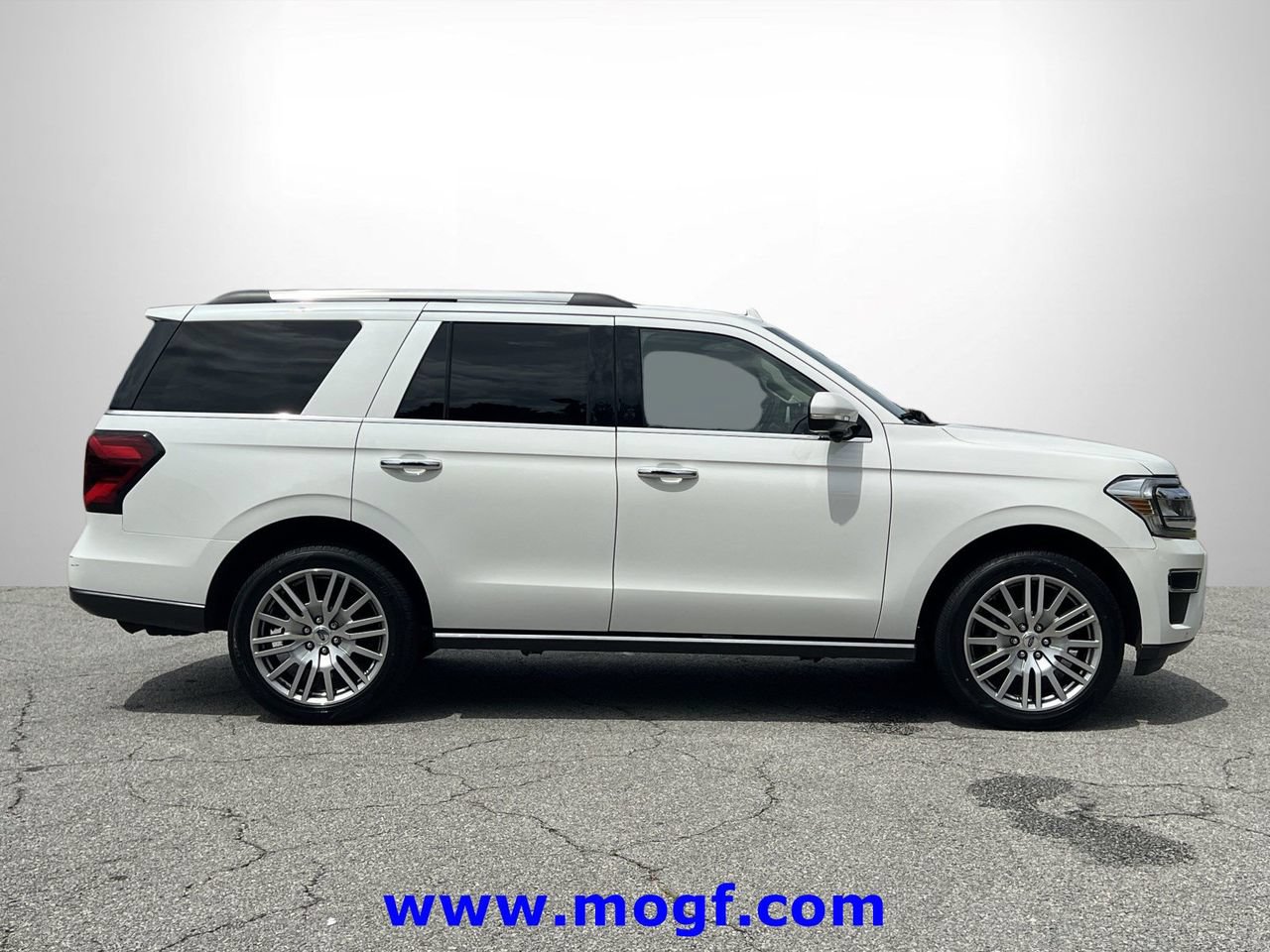 Certified 2023 Ford Expedition Limited AWD/4WD image 29